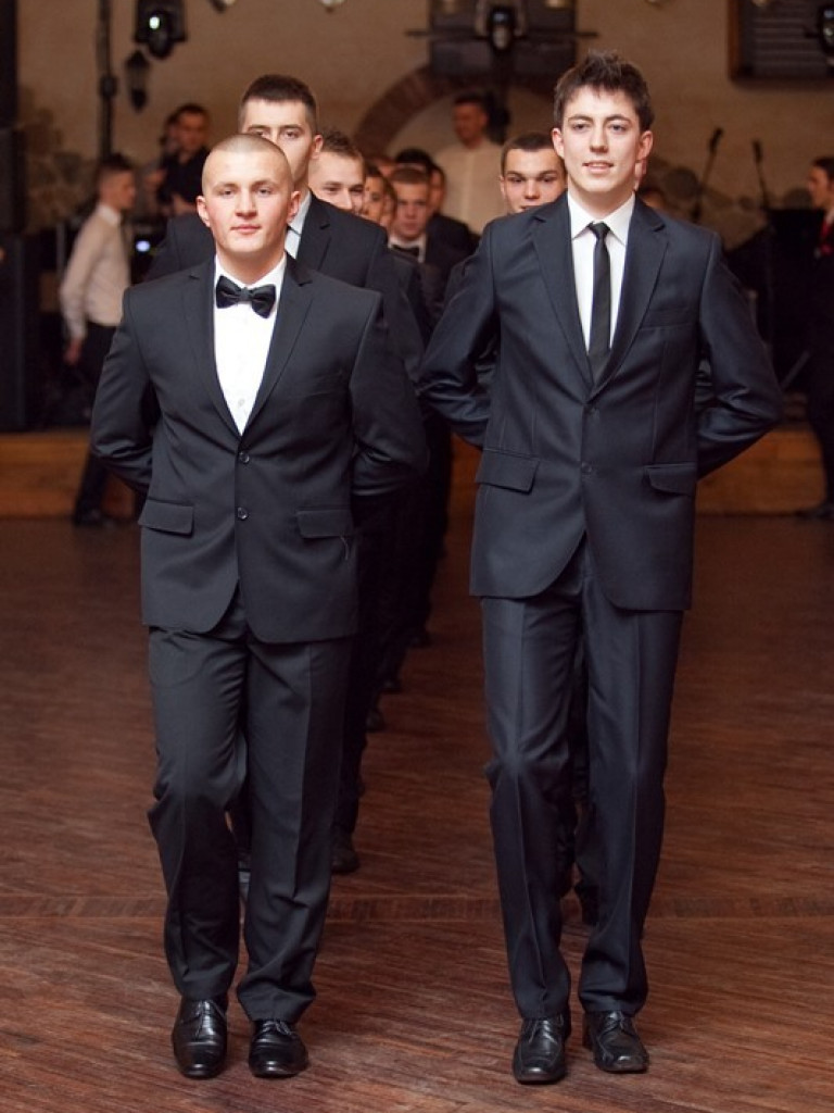 Studniówka w ZSBiO w Biłgoraju (FOTO, VIDEO)