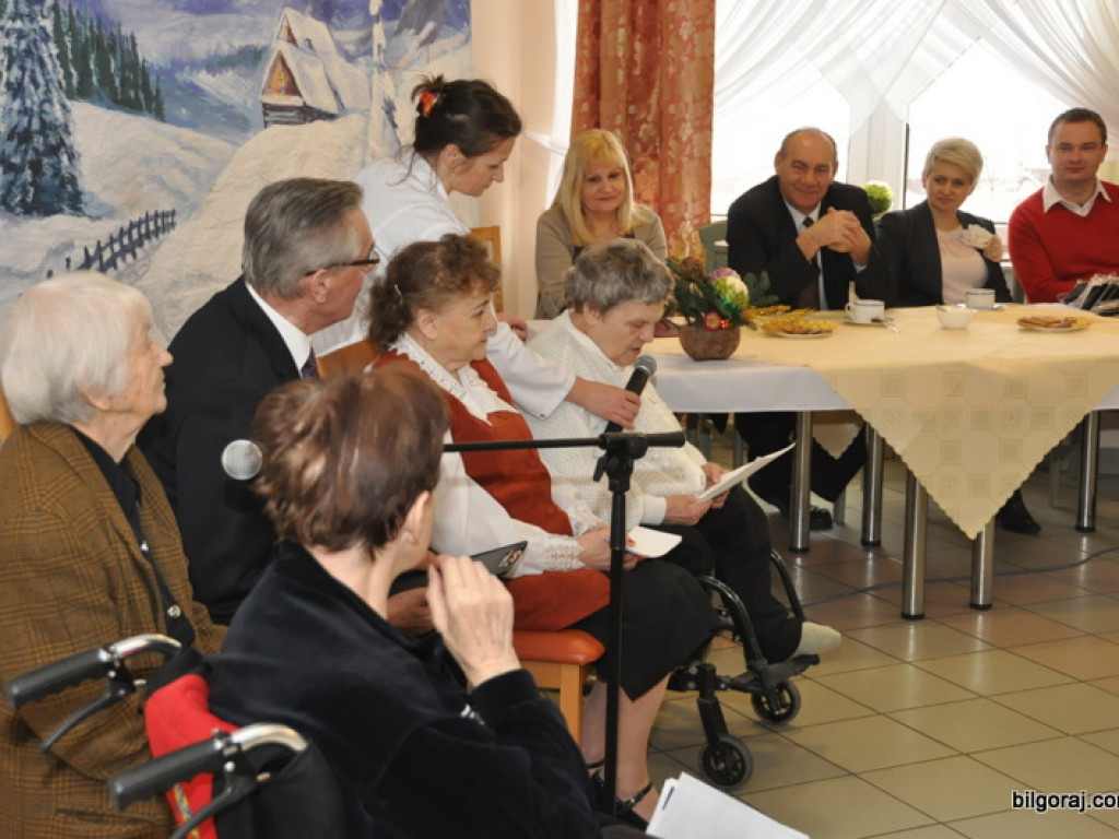 Dzień Babci i Dziadka w DPS dla Kombatantów