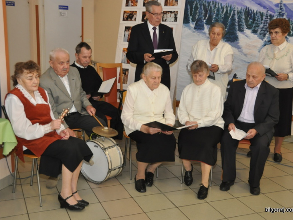 Dzień Babci i Dziadka w DPS dla Kombatantów