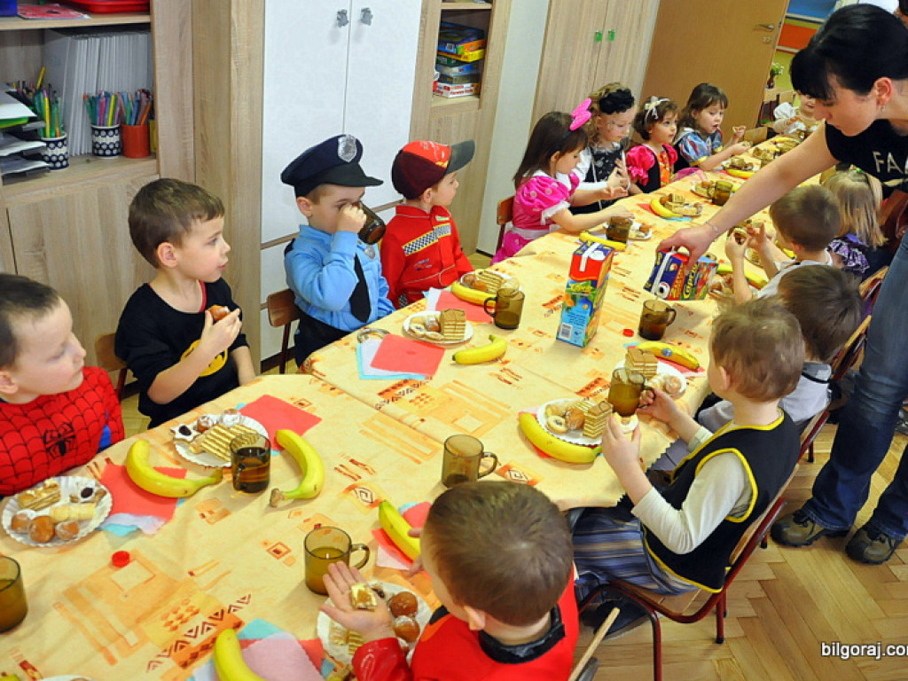 Bal karnawałowy w Samorządowym Przedszkolu Nr 3 (FOTO)