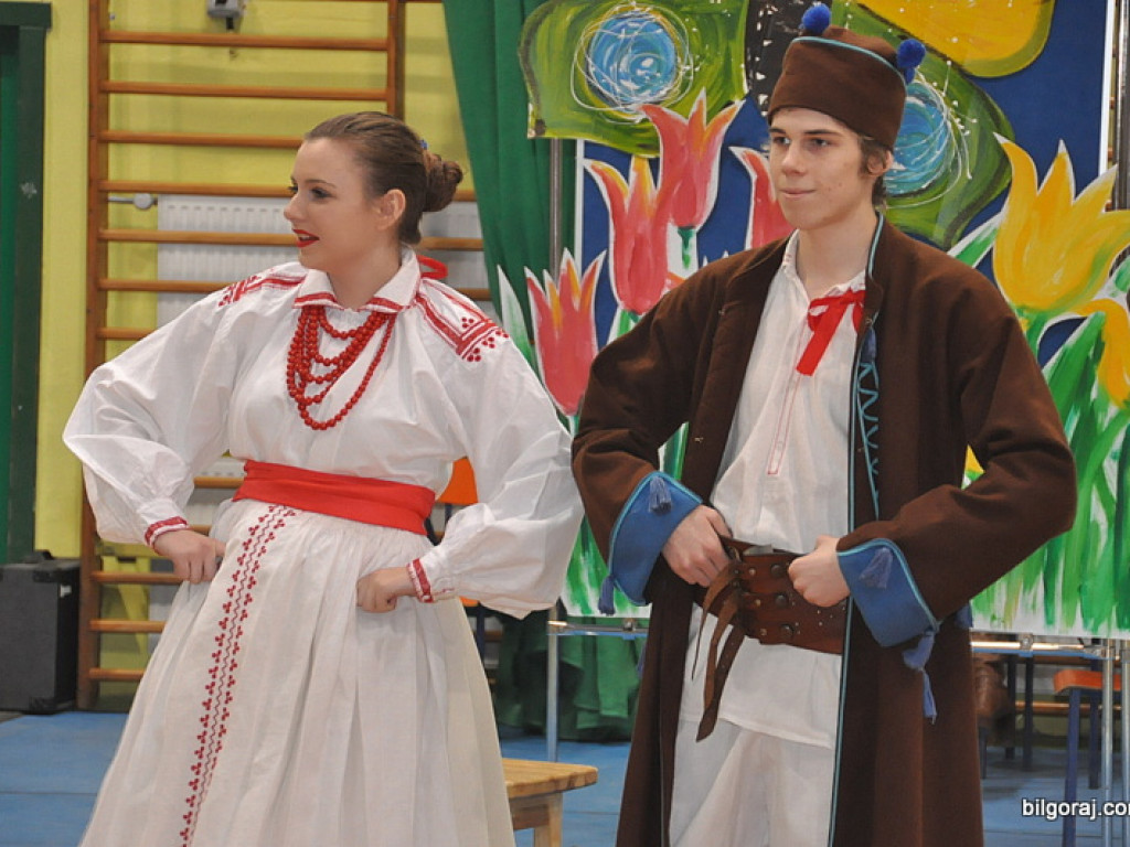 Babę zesłał Bóg..., czyli I Powiatowy Dzień Kobiet (FOTO, VIDEO)