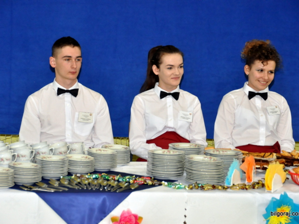 Babę zesłał Bóg..., czyli I Powiatowy Dzień Kobiet (FOTO, VIDEO)