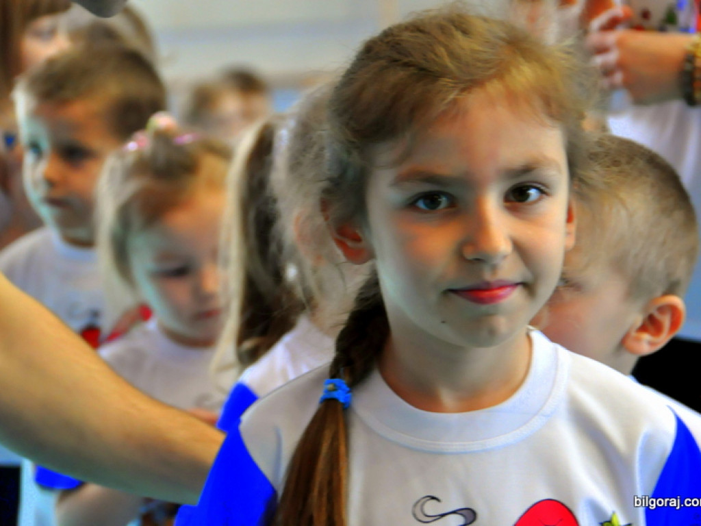 Zima przegnana - przedszkolaki utopiły Marzannę (FOTO)