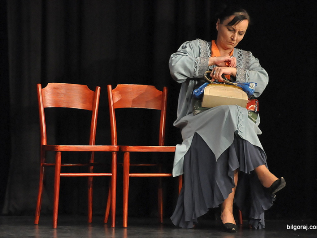 Mąż zmarł, ale już mu lepiej (FOTO)