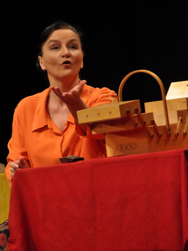 Mąż zmarł, ale już mu lepiej (FOTO)