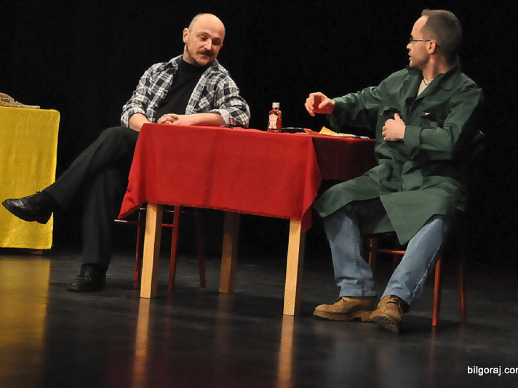 Mąż zmarł, ale już mu lepiej (FOTO)