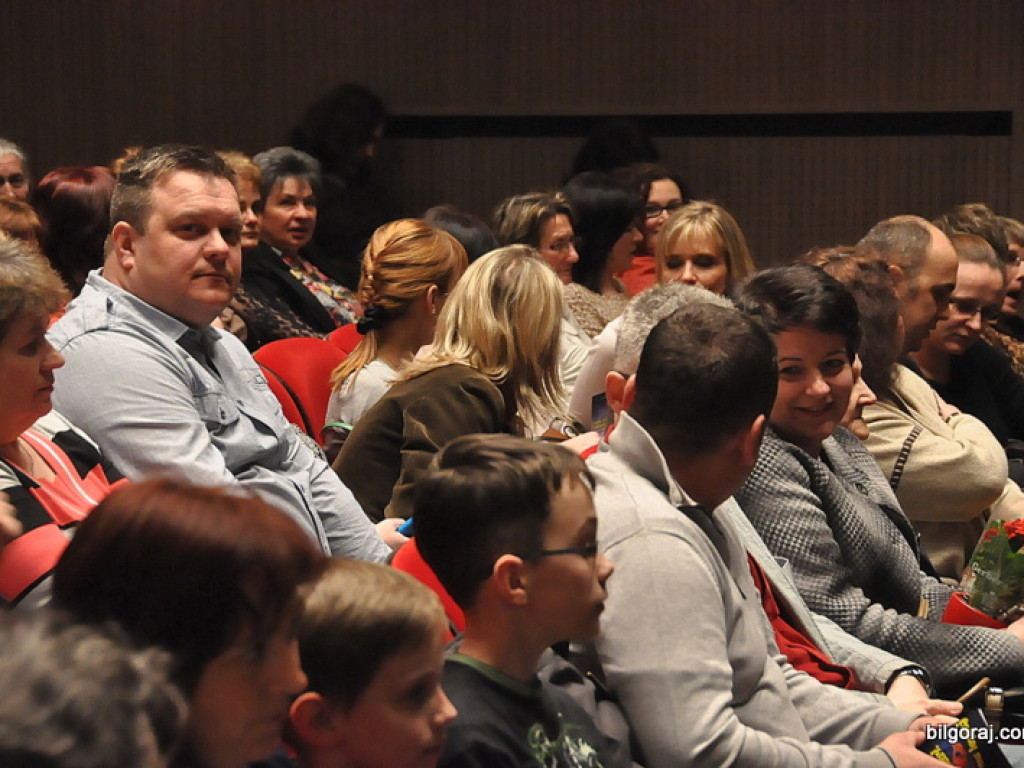 Mąż zmarł, ale już mu lepiej (FOTO)