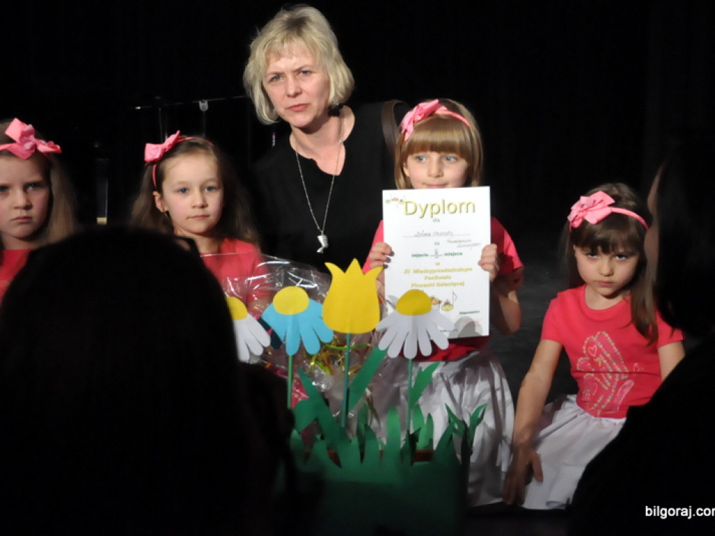 XI Międzyprzeszkolny Festiwal Piosenki Dziecięcej (FOTO, VIDEO)