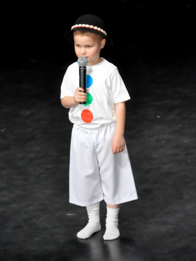 XI Międzyprzeszkolny Festiwal Piosenki Dziecięcej (FOTO, VIDEO)