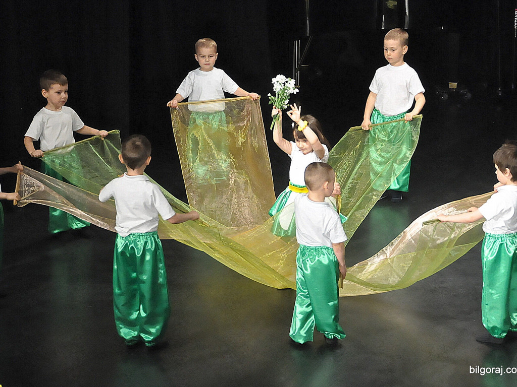 XI Międzyprzeszkolny Festiwal Piosenki Dziecięcej (FOTO, VIDEO)