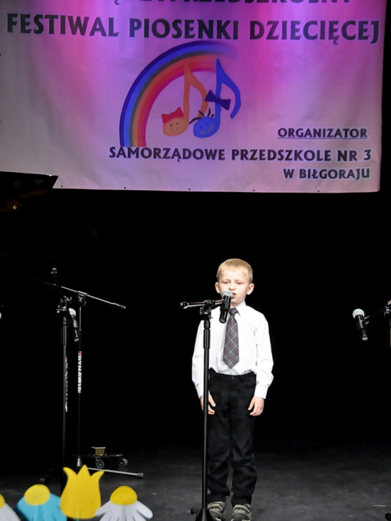 XI Międzyprzeszkolny Festiwal Piosenki Dziecięcej (FOTO, VIDEO)