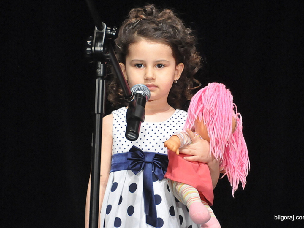 XI Międzyprzeszkolny Festiwal Piosenki Dziecięcej (FOTO, VIDEO)