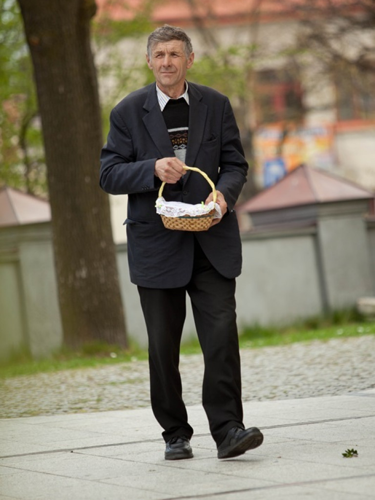 Poświęcenie pokarmów na stół wielkanocny (FOTO)