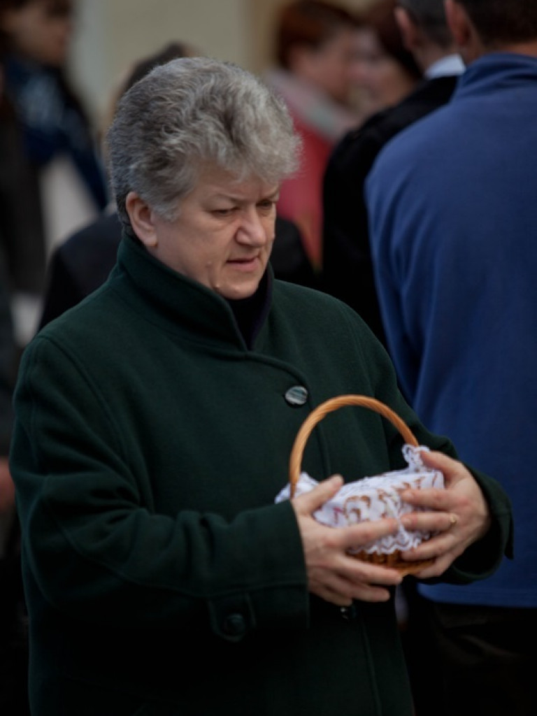 Poświęcenie pokarmów na stół wielkanocny (FOTO)