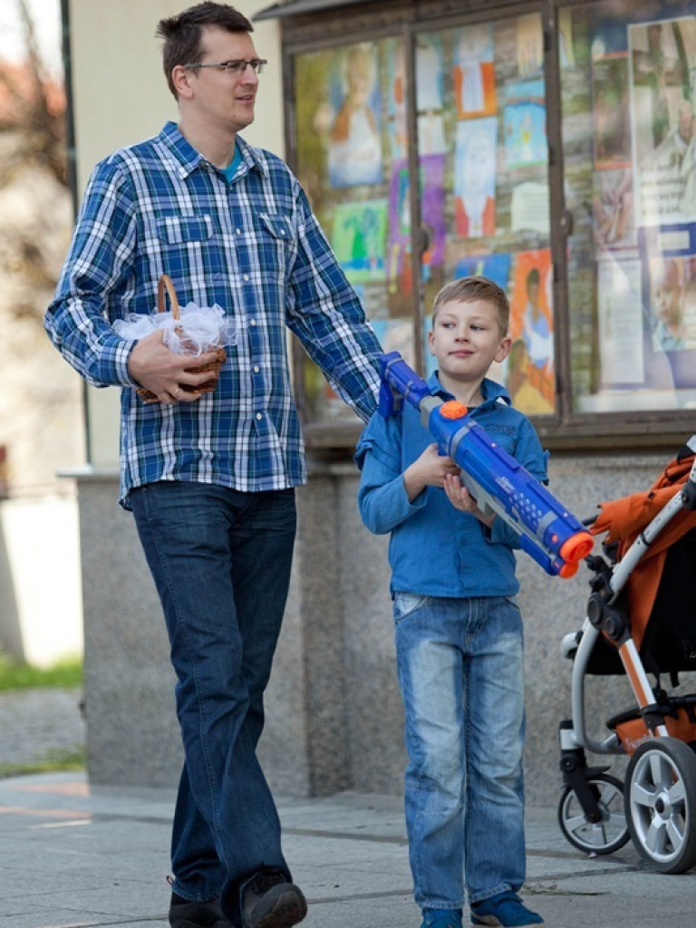 Poświęcenie pokarmów na stół wielkanocny (FOTO)