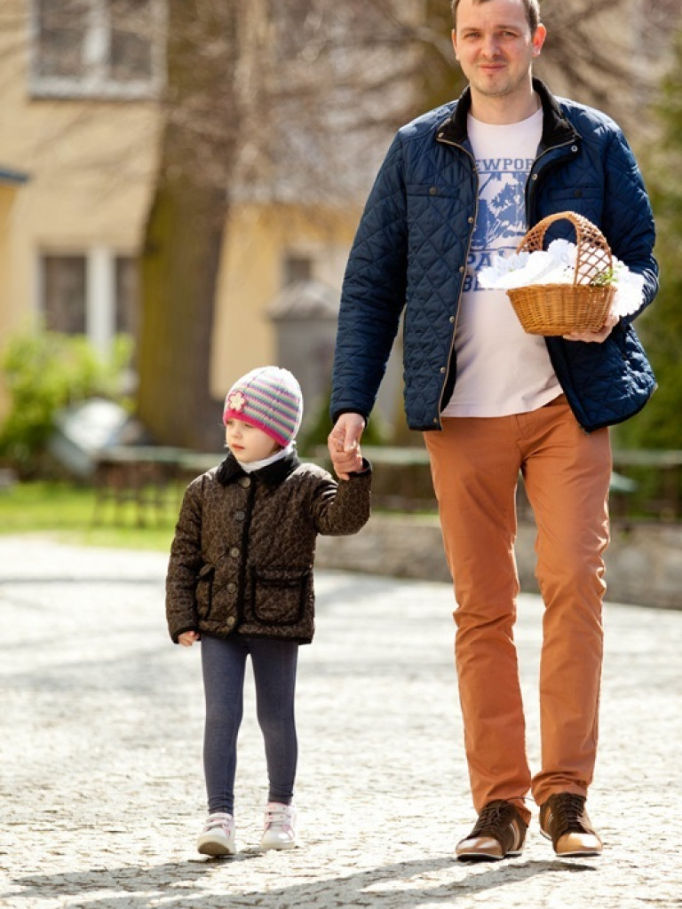 Poświęcenie pokarmów na stół wielkanocny (FOTO)