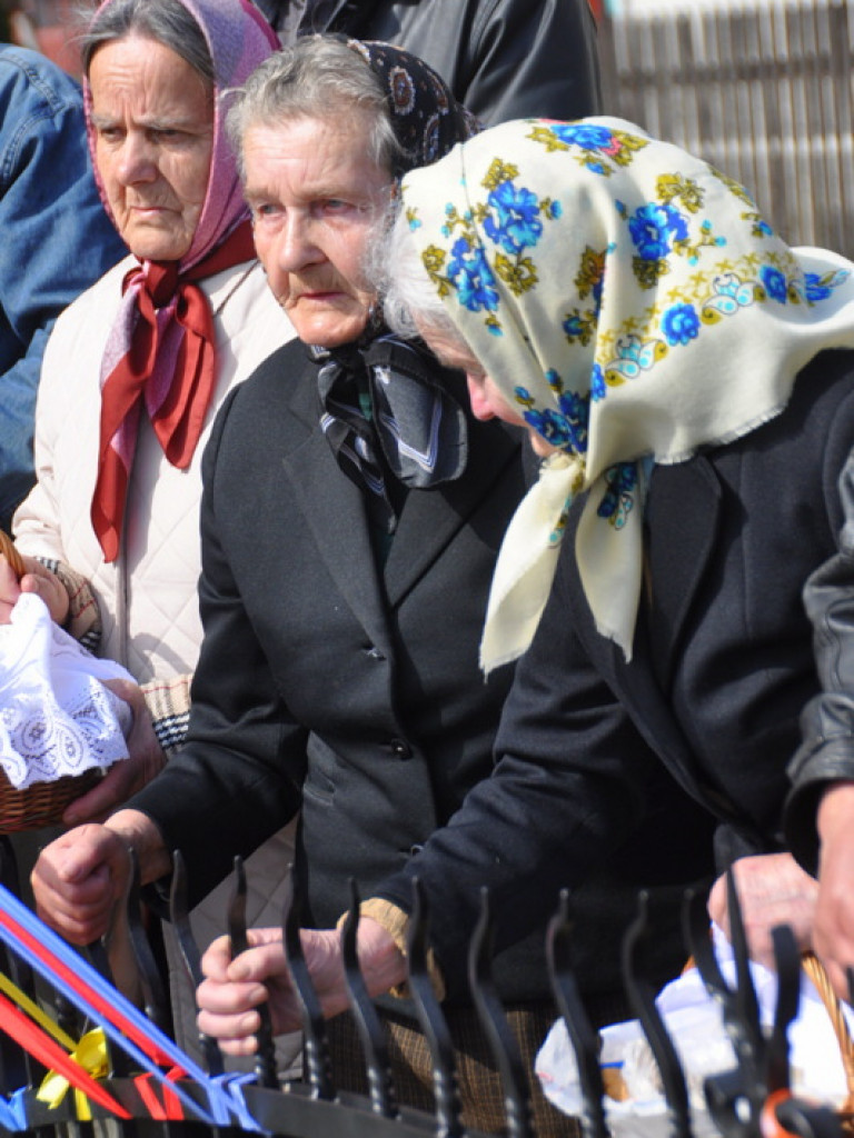 Poświęcenie pokarmów na stół wielkanocny (FOTO)