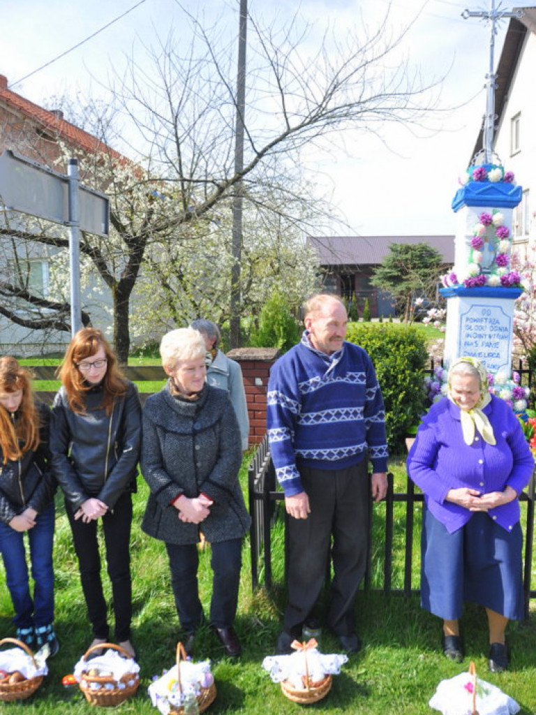 Poświęcenie pokarmów na stół wielkanocny (FOTO)