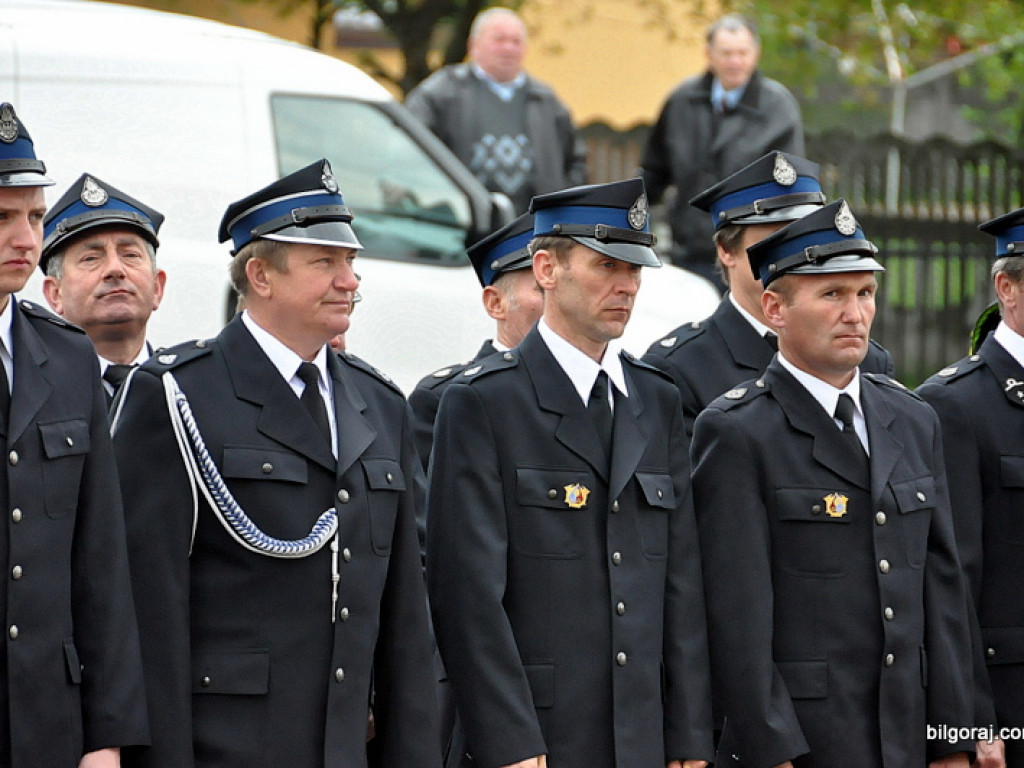 Strażacy ochotnicy świętują. W Tereszpolu poświęcono i przekazano nowy samochód (FOTO)