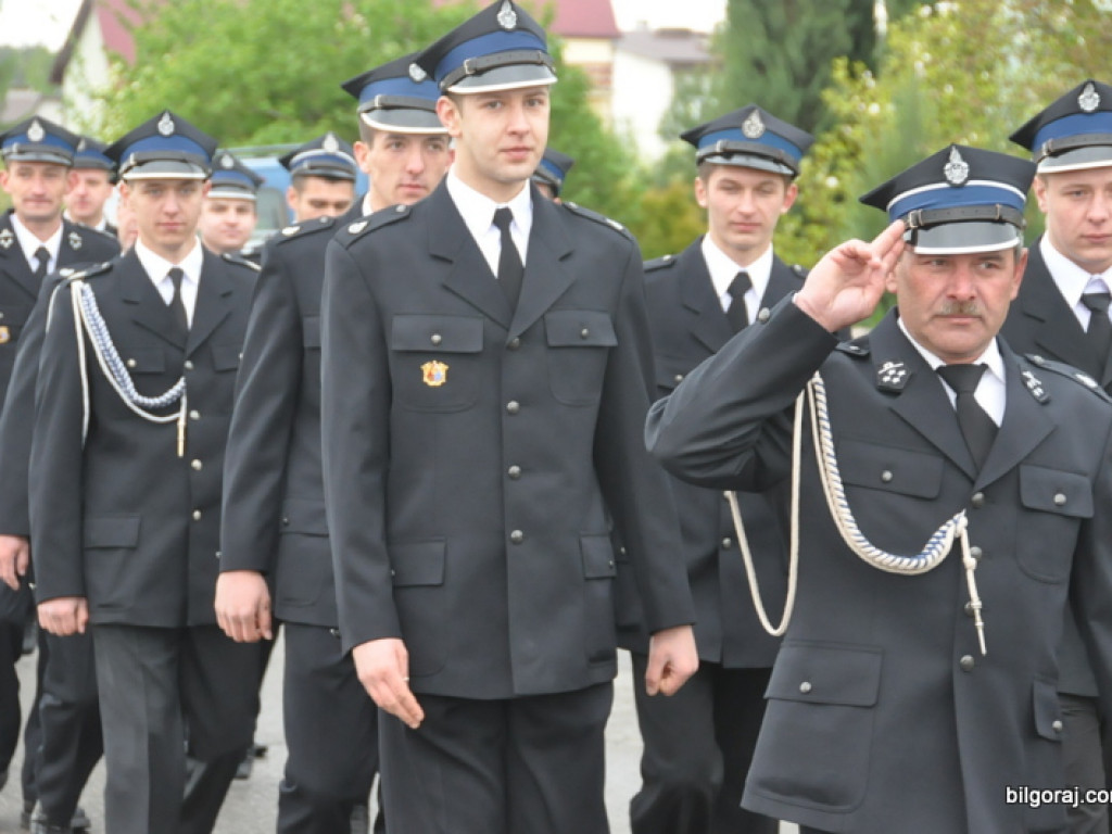 Strażacy ochotnicy świętują. W Tereszpolu poświęcono i przekazano nowy samochód (FOTO)