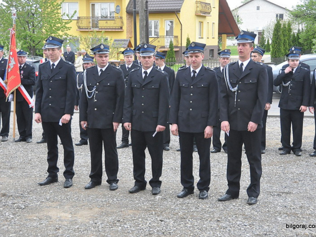 Strażacy ochotnicy świętują. W Tereszpolu poświęcono i przekazano nowy samochód (FOTO)
