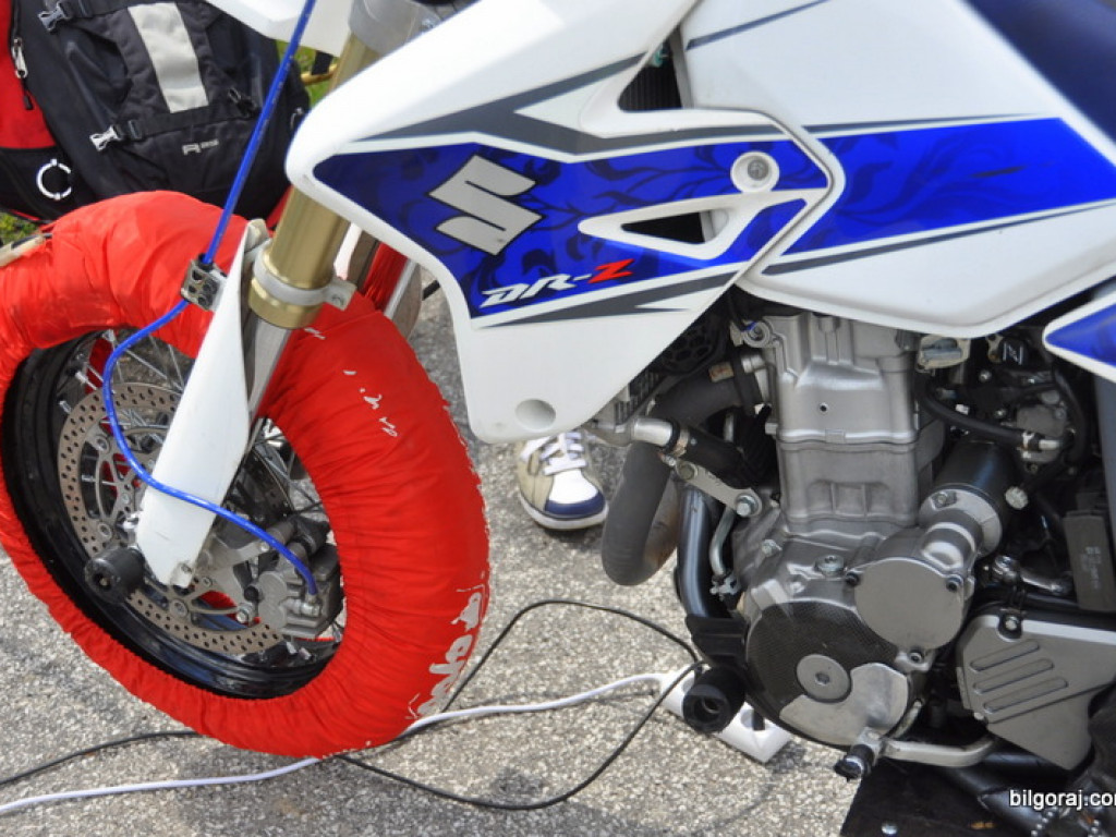 BIŁGORAJ: Wyścigi motocykli w klasie SUPERMOTO (FOTO)