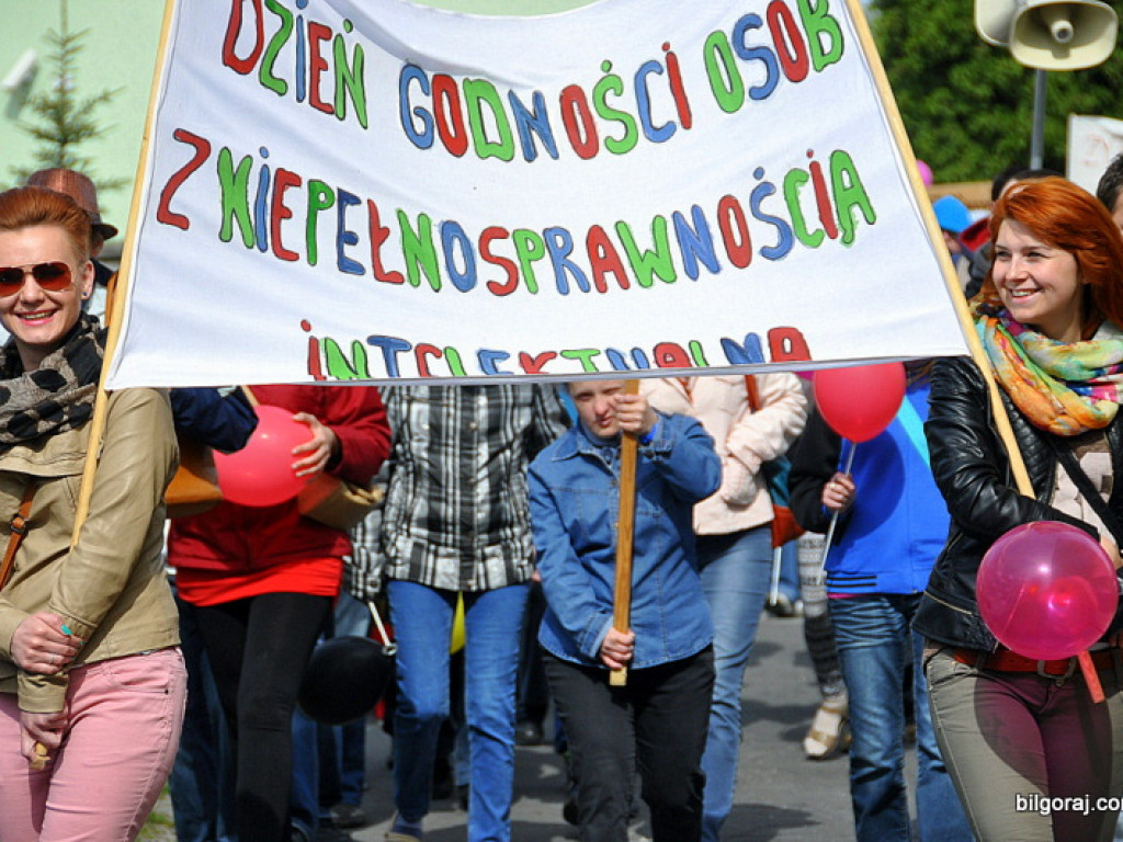 BIŁGORAJ: Po raz ósmy obchodzono Dzień Godności Osób Niepełnosprawnych (FOTO)