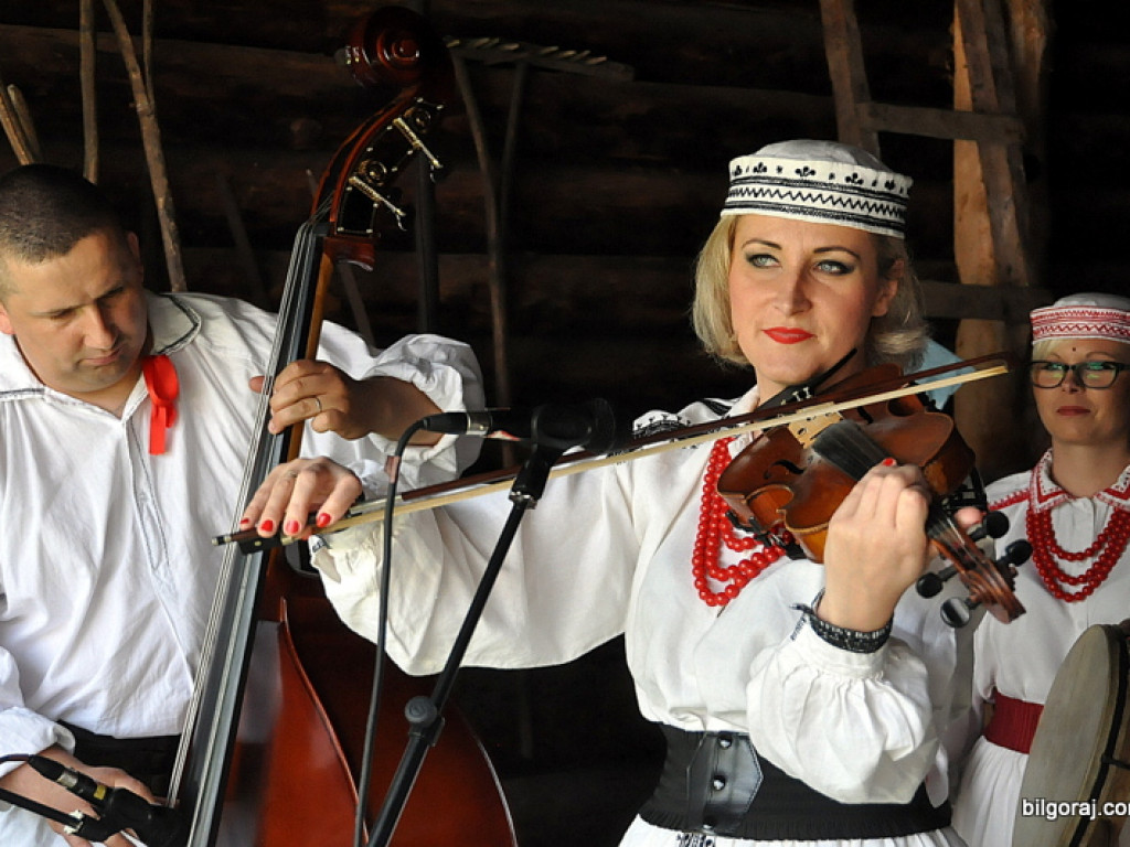 Przedszkolaki na ludowo (FOTO)