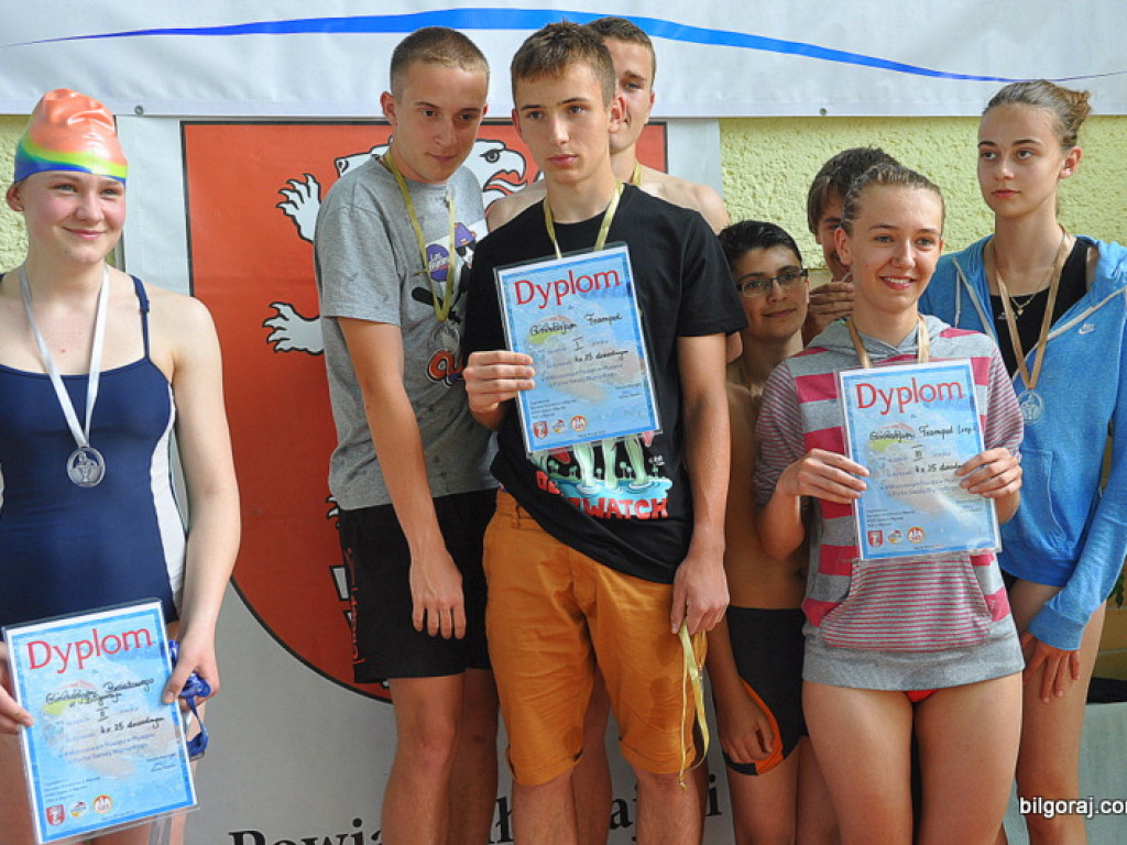 II Mistrzostwa Powiatu w Pływaniu o Puchar Starosty Biłgorajskiego (WYNIKI, FOTO)