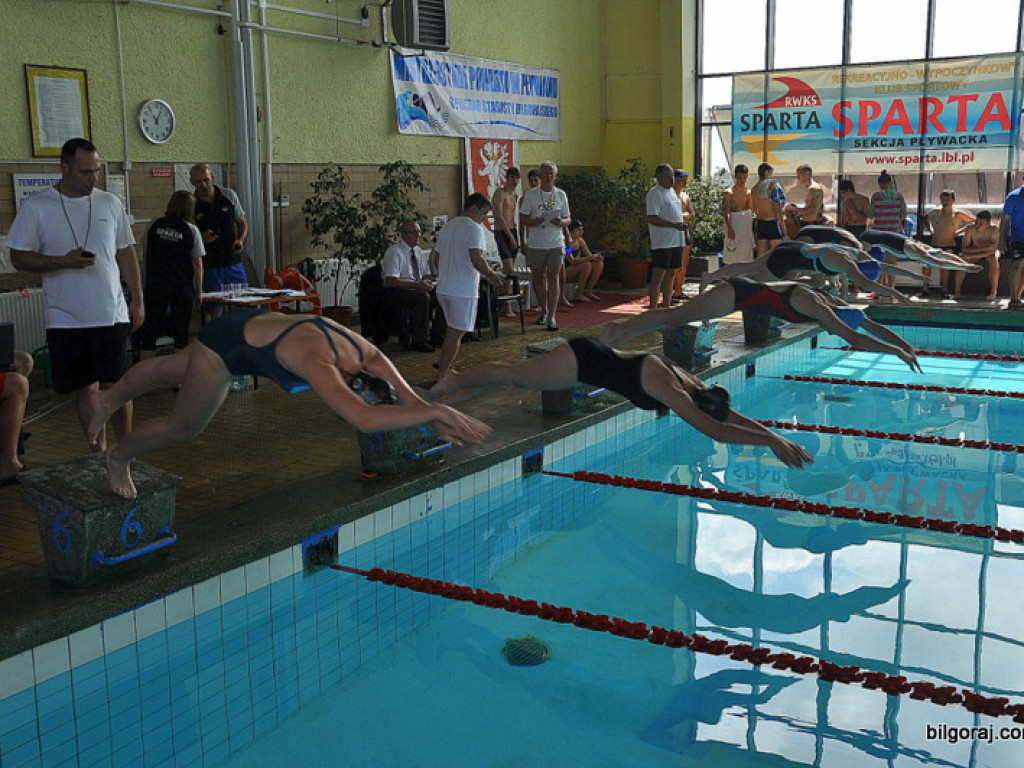 II Mistrzostwa Powiatu w Pływaniu o Puchar Starosty Biłgorajskiego (WYNIKI, FOTO)