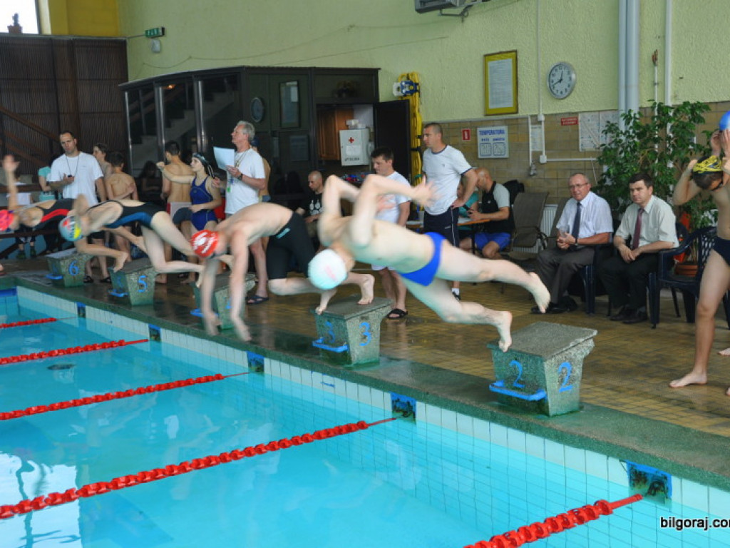 II Mistrzostwa Powiatu w Pływaniu o Puchar Starosty Biłgorajskiego (WYNIKI, FOTO)