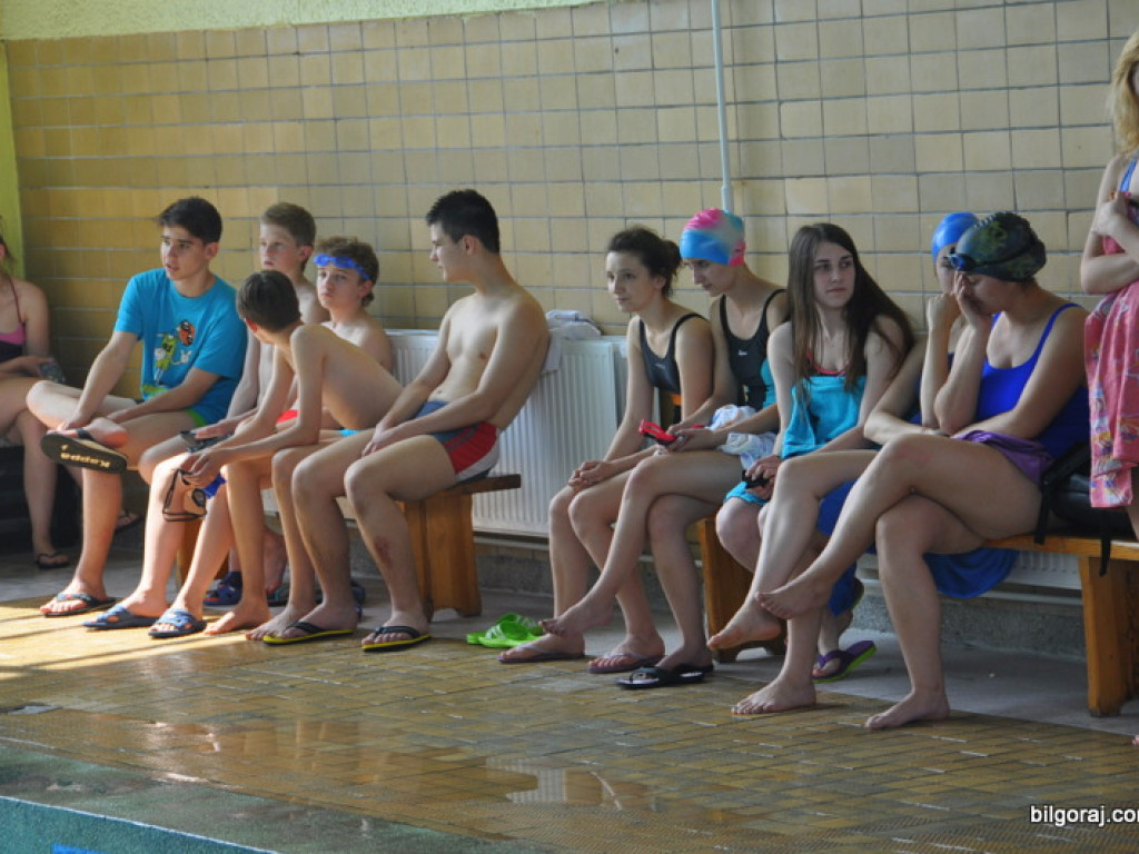 II Mistrzostwa Powiatu w Pływaniu o Puchar Starosty Biłgorajskiego (WYNIKI, FOTO)