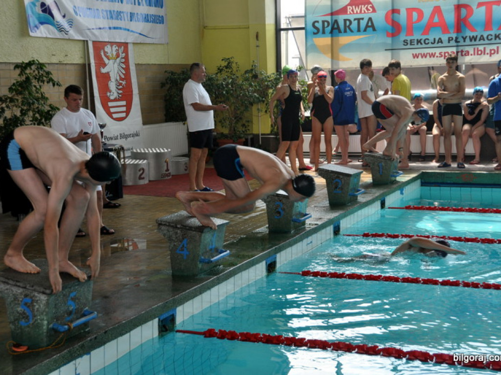 II Mistrzostwa Powiatu w Pływaniu o Puchar Starosty Biłgorajskiego (WYNIKI, FOTO)