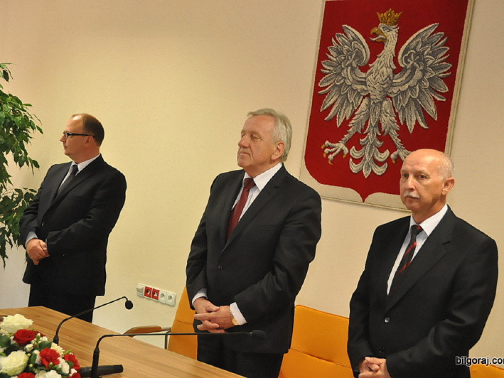 Medale za Długoletnią Służbę trafiły do pracowników Starostwa Powiatowego w Biłgoraju (FOTO)