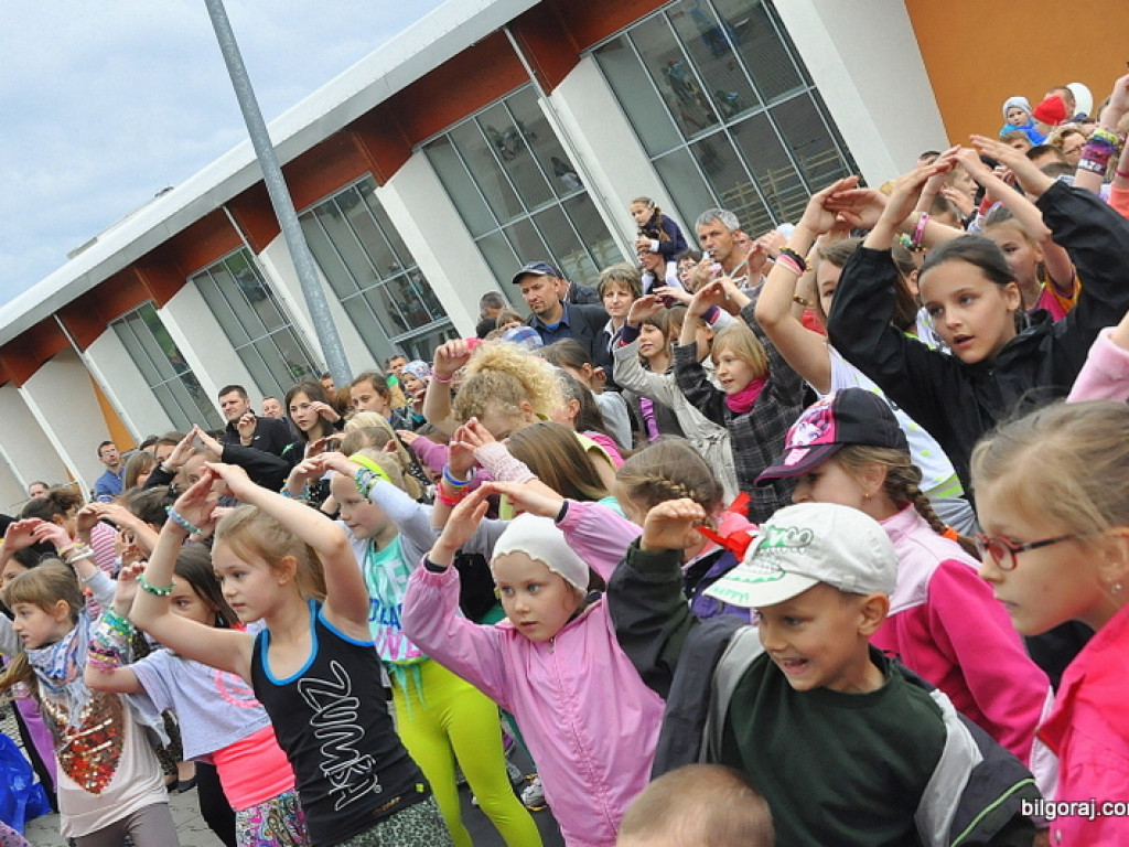 Piknik sportowo - rekreacyjny z okazji Dnia Dziecka (FOTO)