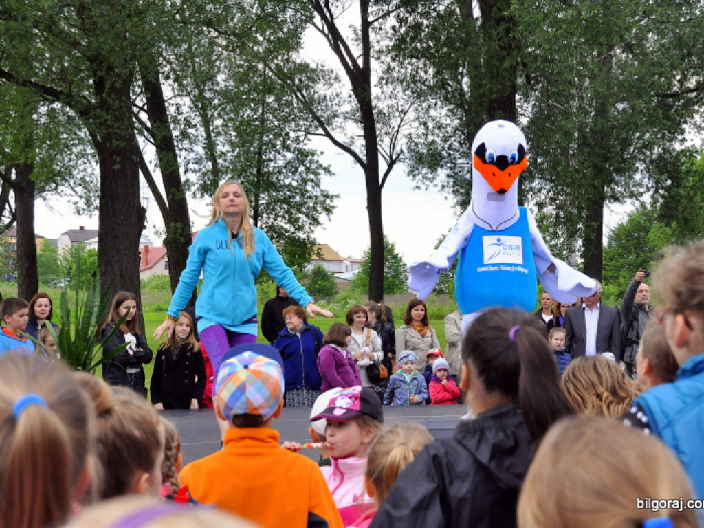 Piknik sportowo - rekreacyjny z okazji Dnia Dziecka (FOTO)
