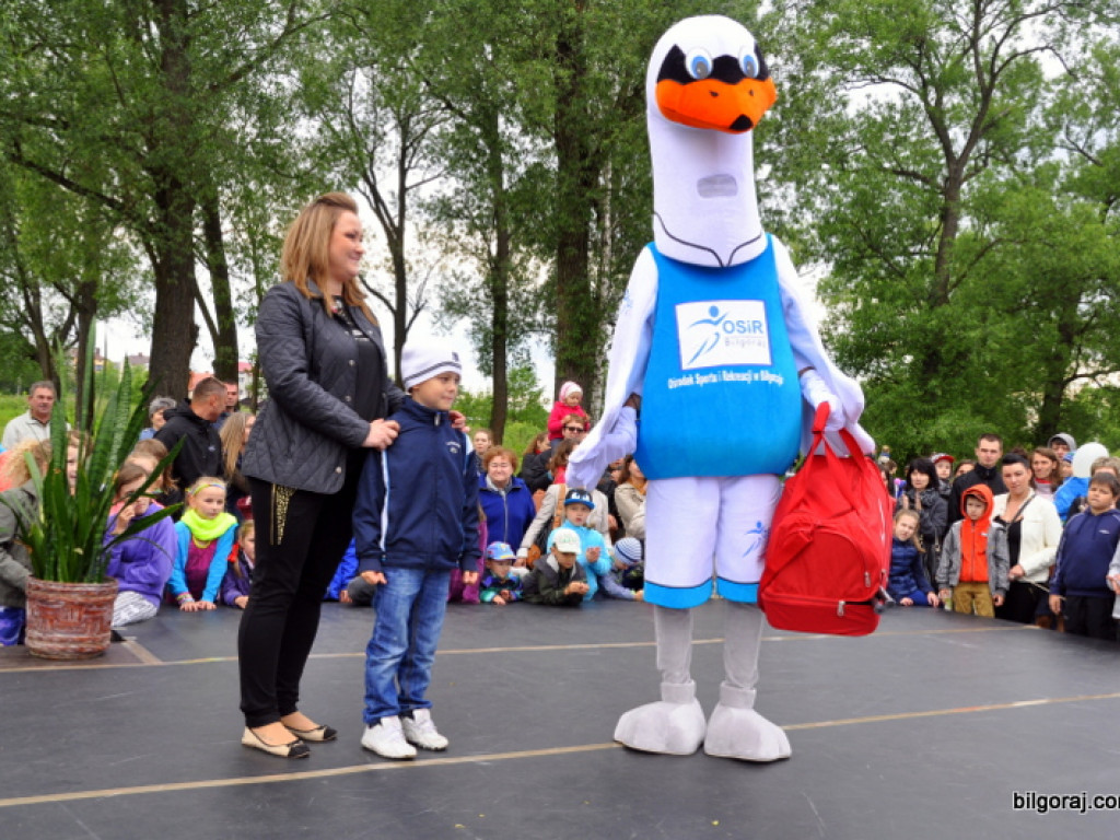 Piknik sportowo - rekreacyjny z okazji Dnia Dziecka (FOTO)