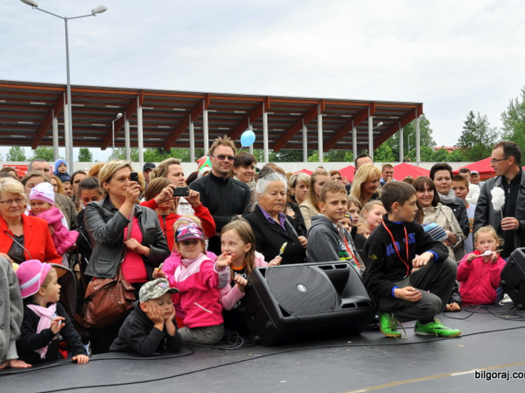 Piknik sportowo - rekreacyjny z okazji Dnia Dziecka (FOTO)