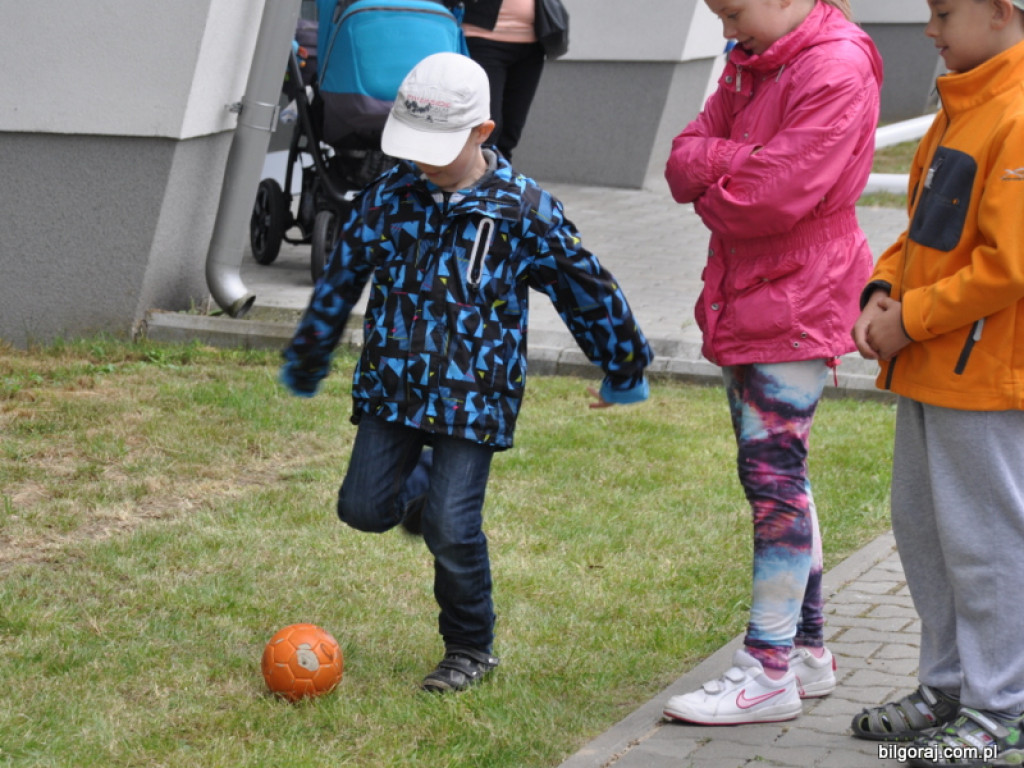 Piknik sportowo - rekreacyjny z okazji Dnia Dziecka (FOTO)