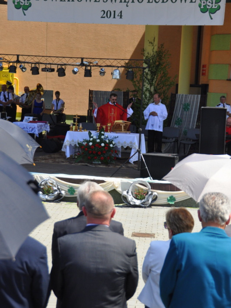 Powiatowe Święto Ludowe w Potoku Górnym. Starosta wzywa do współpracy ukierunkowanej na rozwój Ziemi Biłgorajskiej