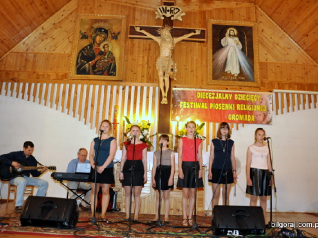 VI Diecezjalny Dziecięcy Festiwal Piosenki Religijnej (FOTO, WYNIKI)