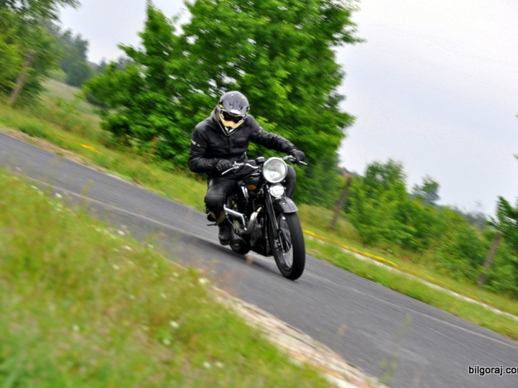 Wyścigi motocykli zabytkowych (FOTO, VIDEO)