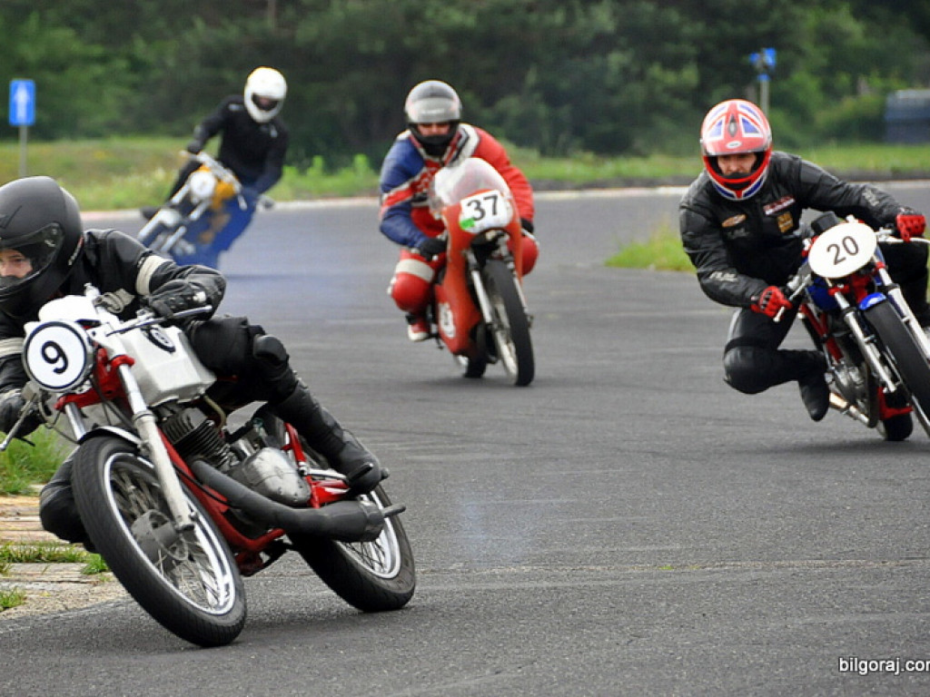 Wyścigi motocykli zabytkowych (FOTO, VIDEO)