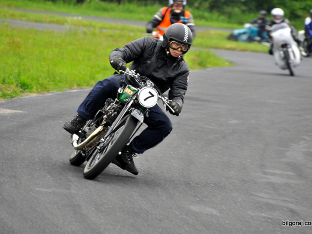 Wyścigi motocykli zabytkowych (FOTO, VIDEO)