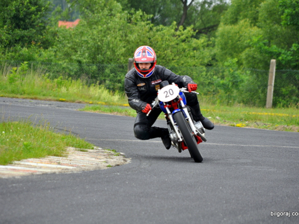 Wyścigi motocykli zabytkowych (FOTO, VIDEO)
