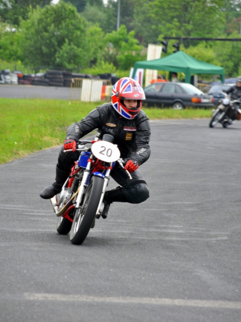 Wyścigi motocykli zabytkowych (FOTO, VIDEO)