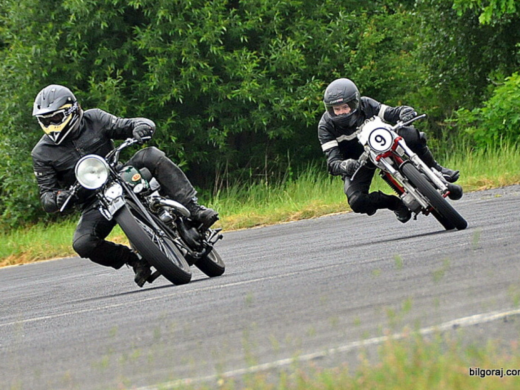 Wyścigi motocykli zabytkowych (FOTO, VIDEO)