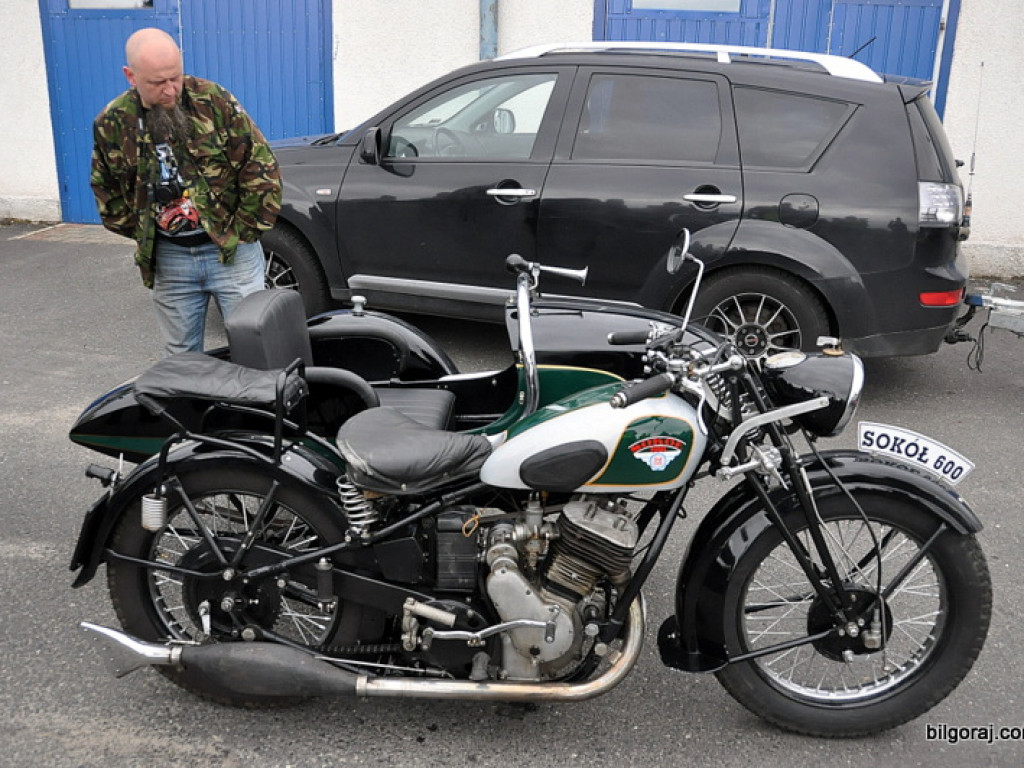 Wyścigi motocykli zabytkowych (FOTO, VIDEO)