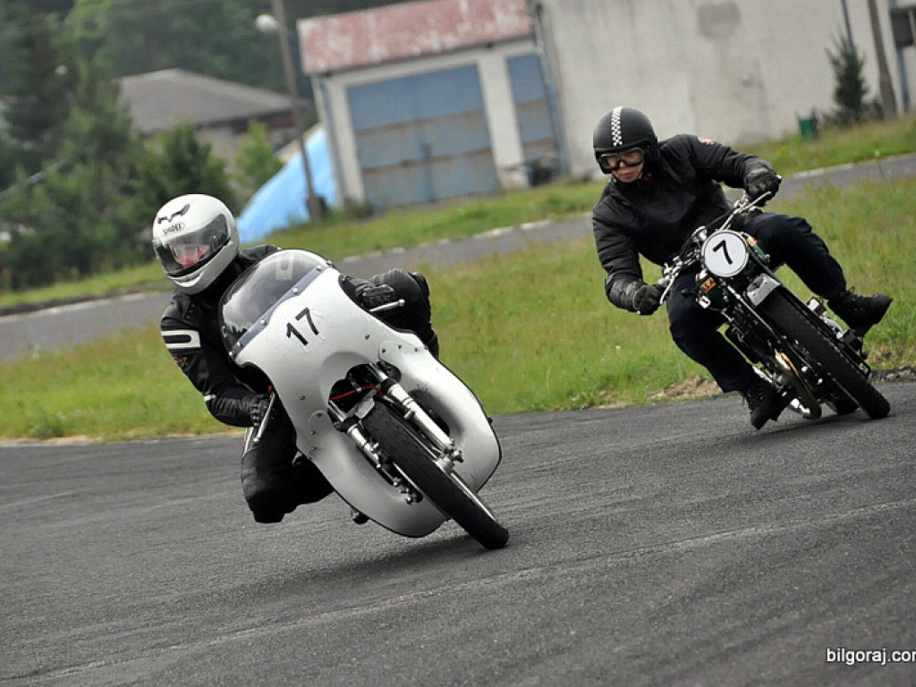 Wyścigi motocykli zabytkowych (FOTO, VIDEO)