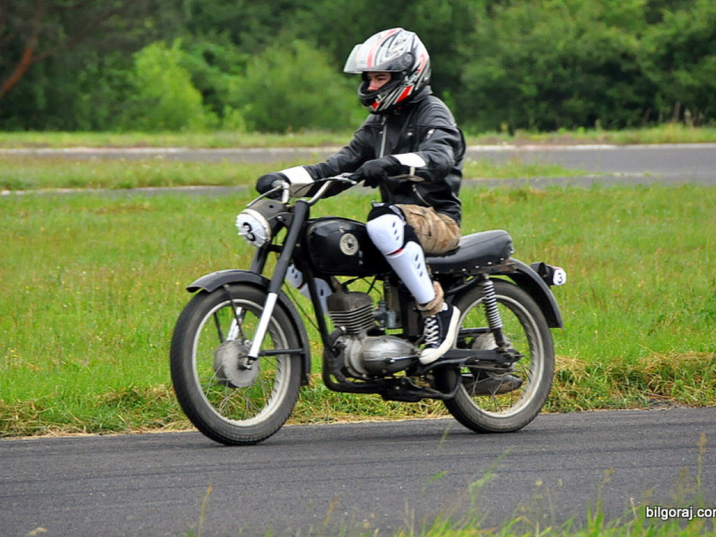 Wyścigi motocykli zabytkowych (FOTO, VIDEO)